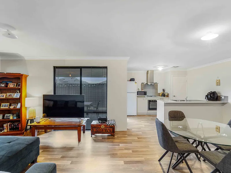 Superbly Positioned Close to all Amenities