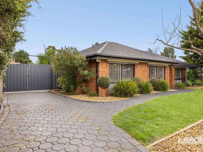 SIDE ACCESS, BIG YARD, GREAT HOUSE . SO MUCH TO ENJOY!