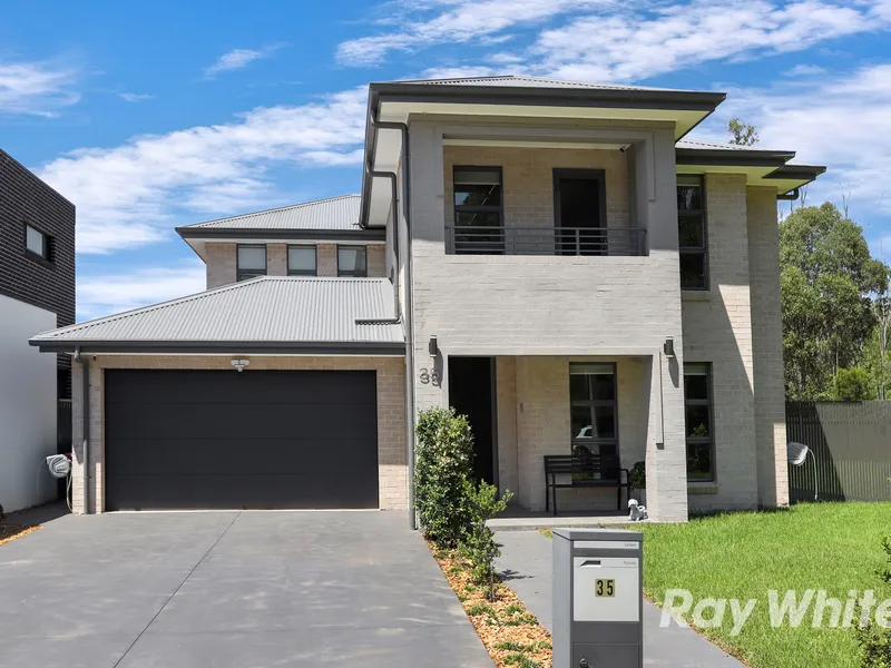 Large Modern Family Home on 793m2 Block!