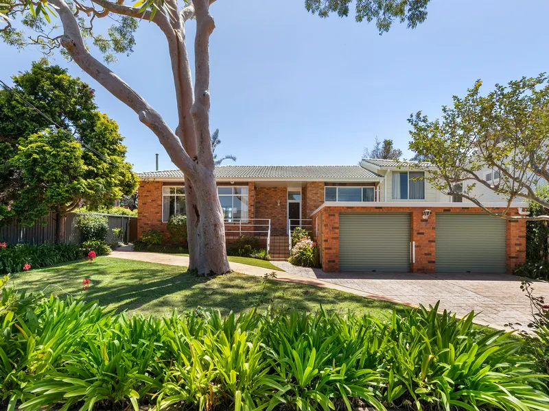 Spacious and versatile family home, with attached granny flat