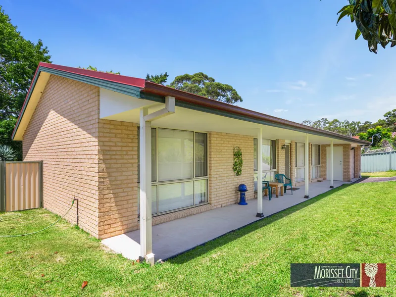 Neat Brick & Tile Home in Handy Location