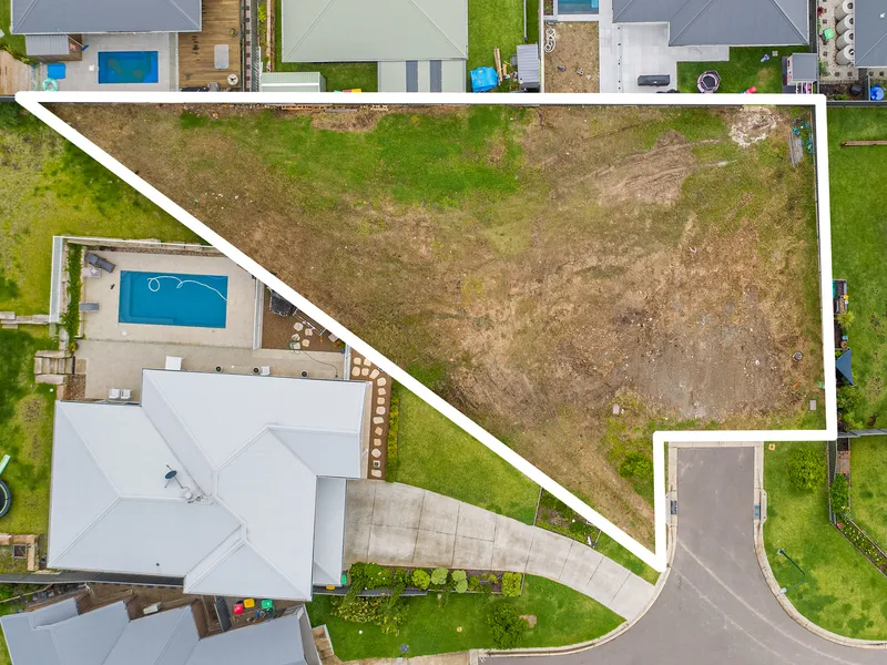 Vacant land in Macquarie Heights Estate...