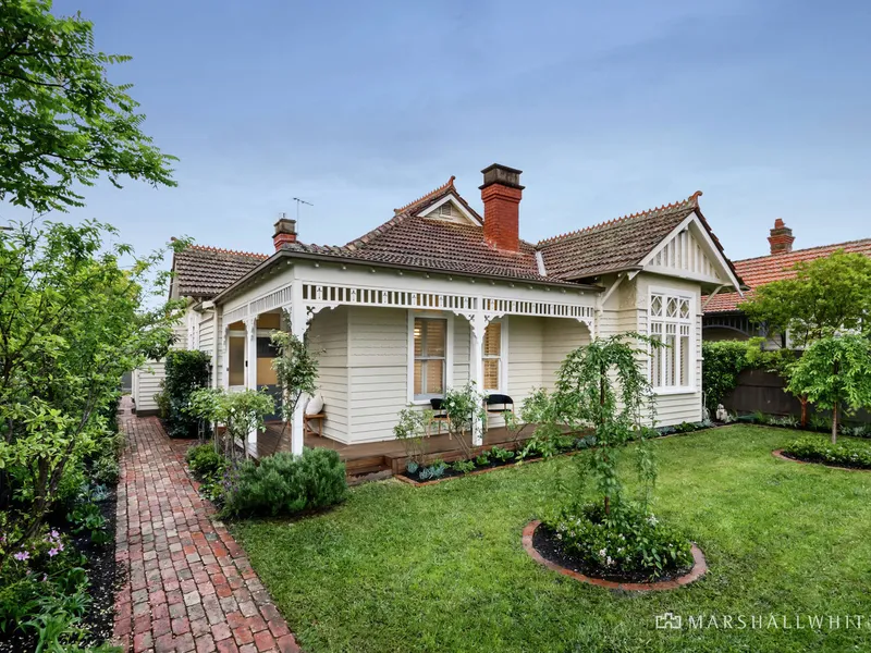 Renovated, North-facing Alfresco Edwardian