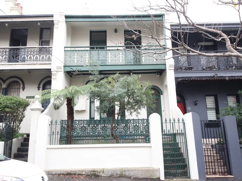 Location and Immaculately Presented.
