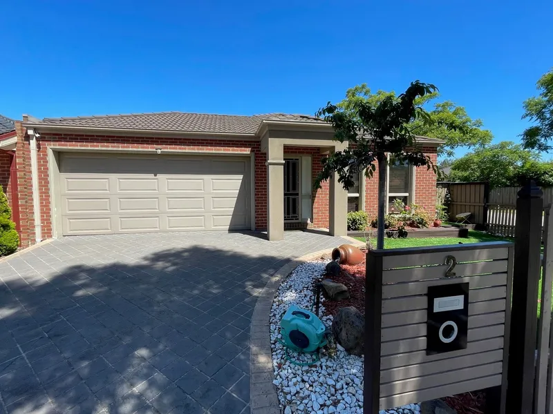 Beautiful Home In a Tranquil Location!