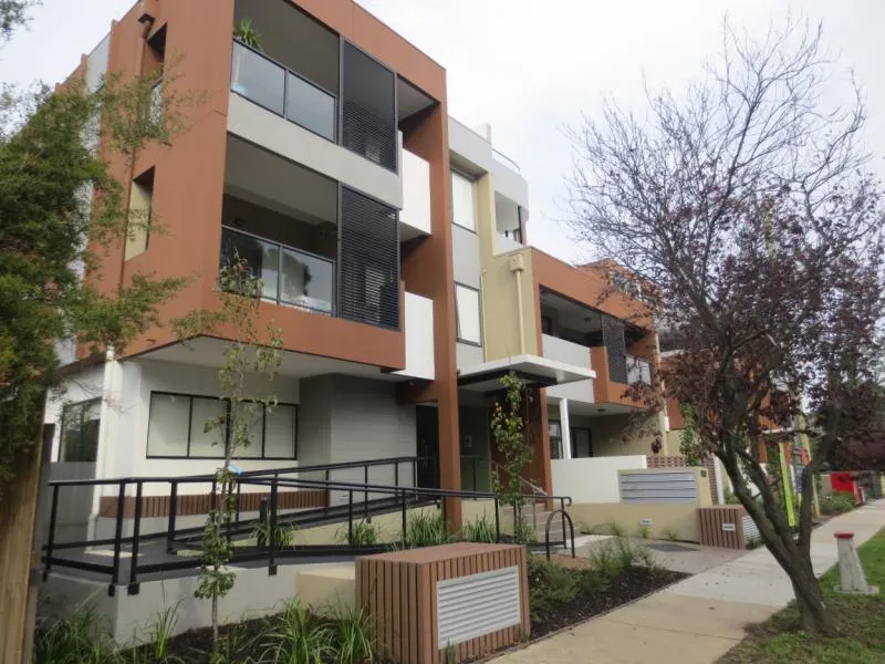 One Bedroom Apartment With Undercover Carpark