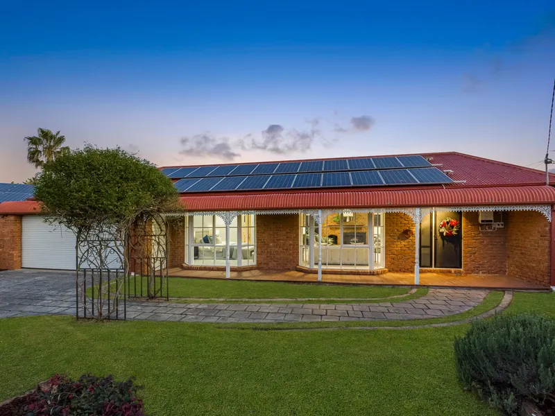 Widely Welcoming & Perfectly Polished