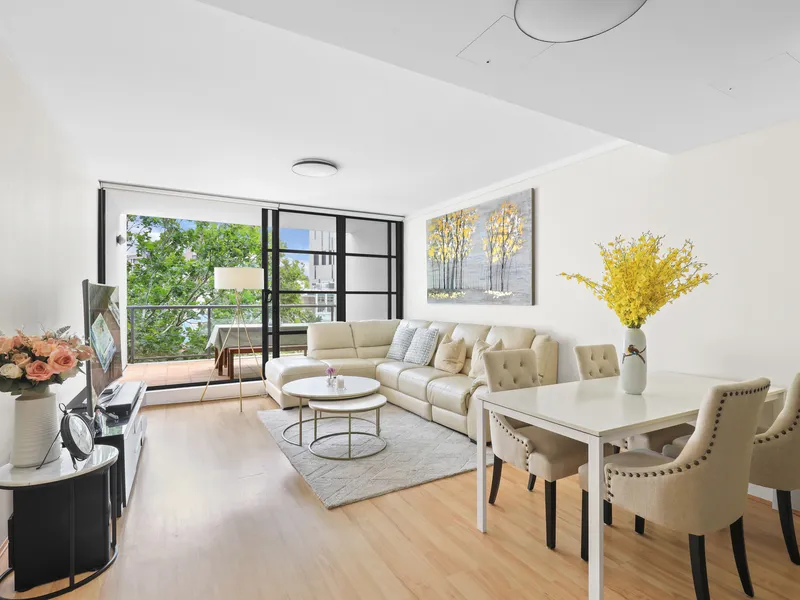 Contemporary and spacious, split level floor plan