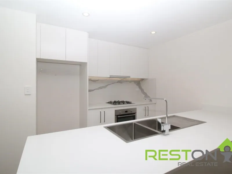 LUXURY APARTMENT IN THE HEART OF BLACKTOWN