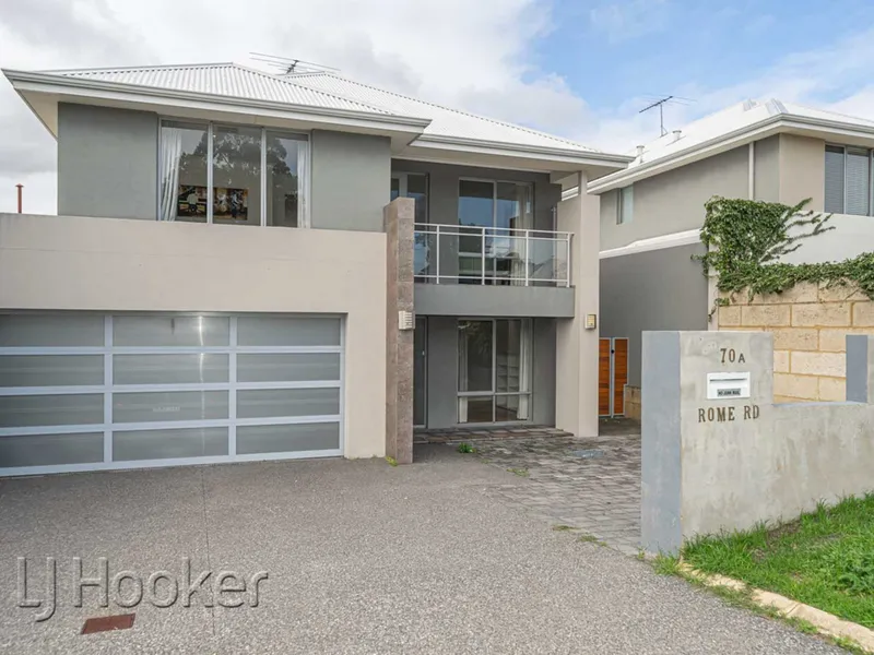 Live in your Dream House!