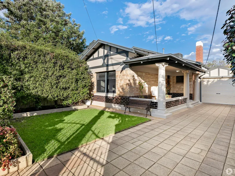 Gorgeous Beachside Character Home