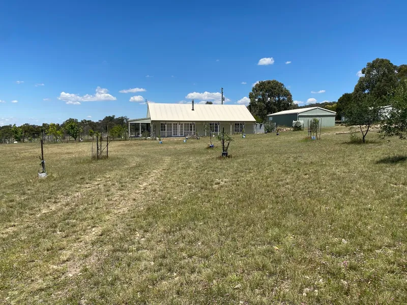 Your Country Home is Here, 100 ACRES, 3 BR House, Shed, carport, Bore, Dams, Power, Ready for Your Move!!!