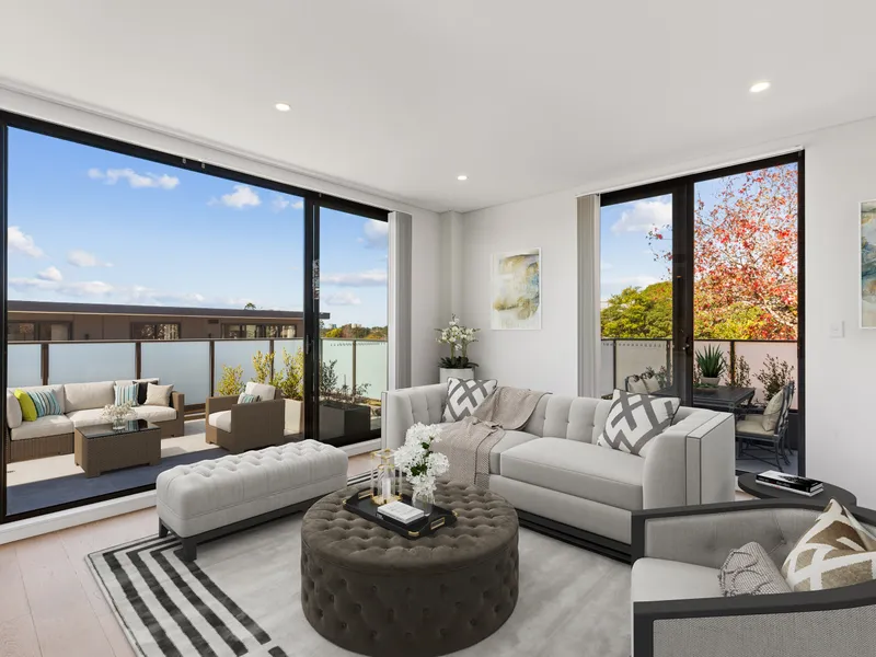 Spacious executive top floor apartment in an ideal location