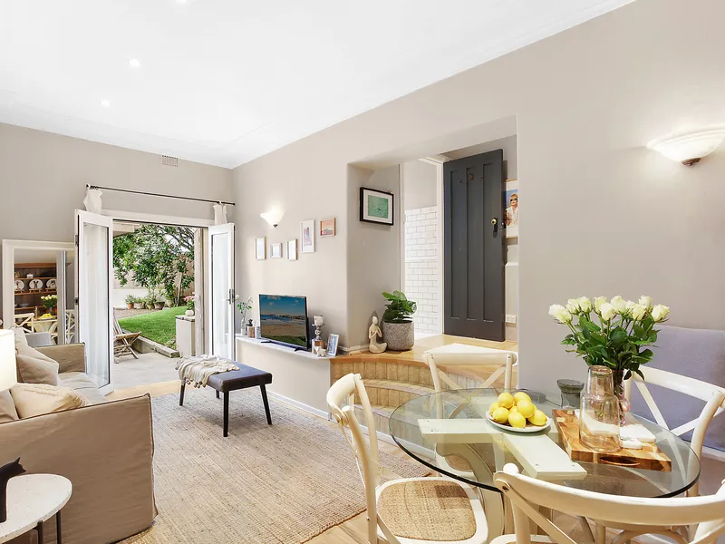 Affordable unit in Prestige Sydney residential precinct