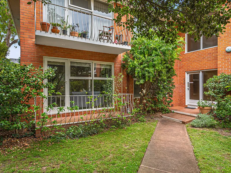 Spacious Sun-filled Single Level Living with Garden Views