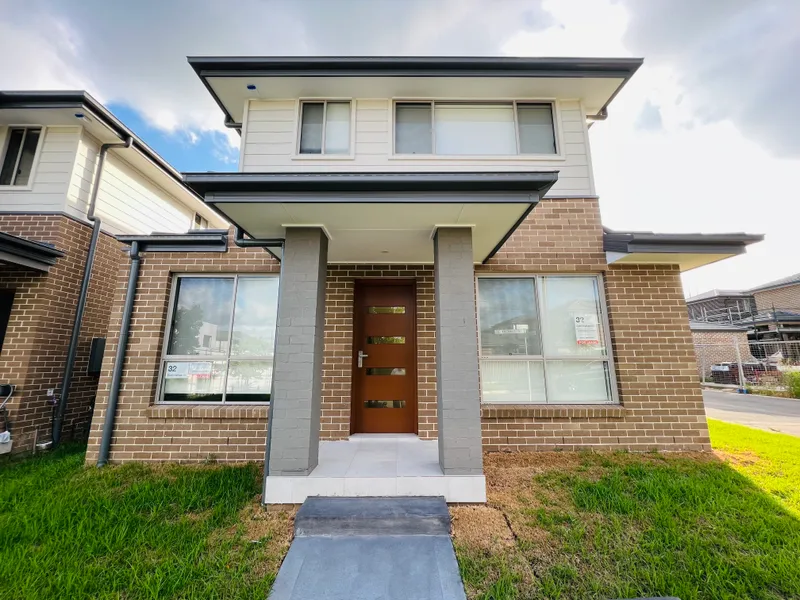 Double story Home for Lease