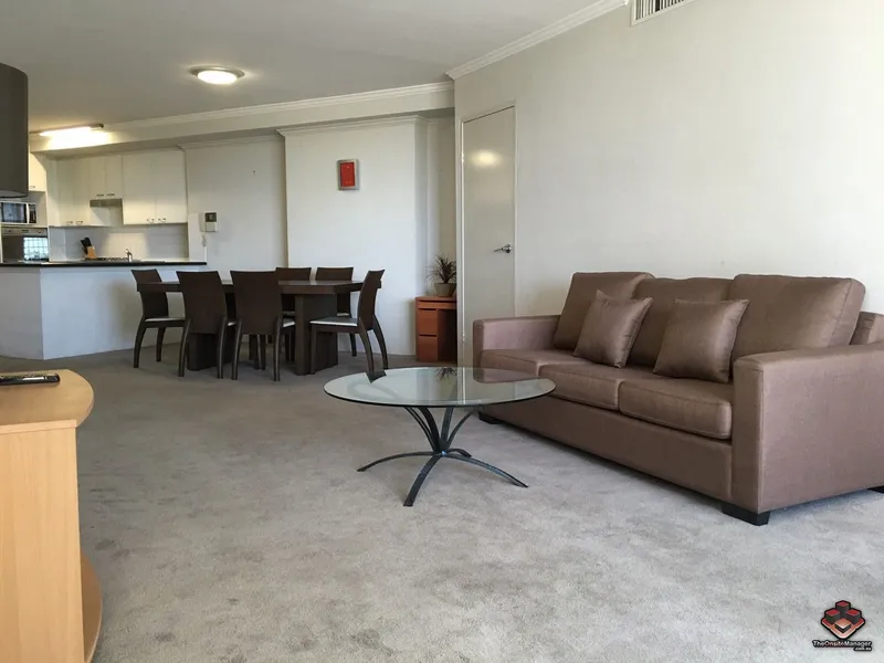 North Facing 2 Bedroom Apartment in Heart of Chatswood