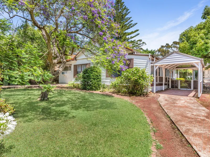 Three bedroom home conveniently positioned near public transport, local parks and shops