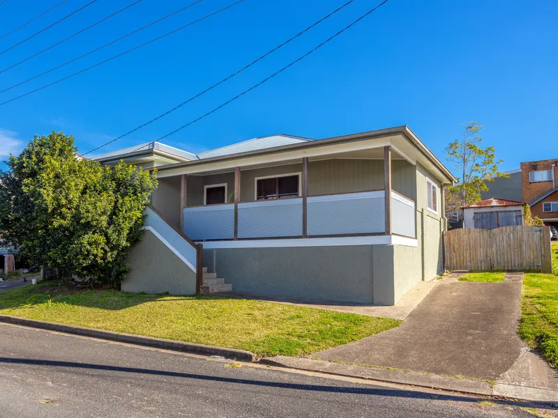 A well presented and maintained investment opportunity, on the edge of the CBD!