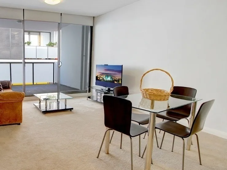 LUX EXECUTIVE FURNISHED APARTMENT | AIR CON | BALCONY | PARKING