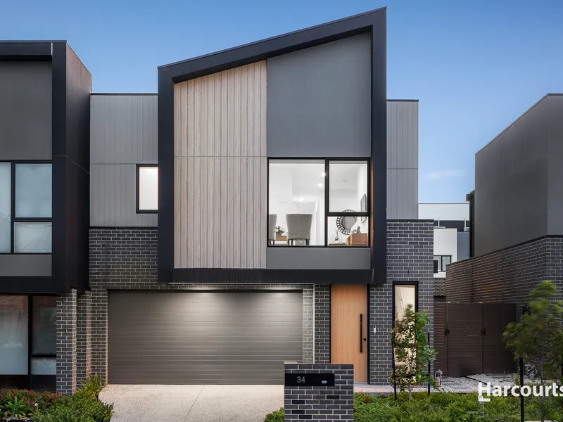 A Triumph of Modern Design in the Acclaimed Brickworks Neighbourhood