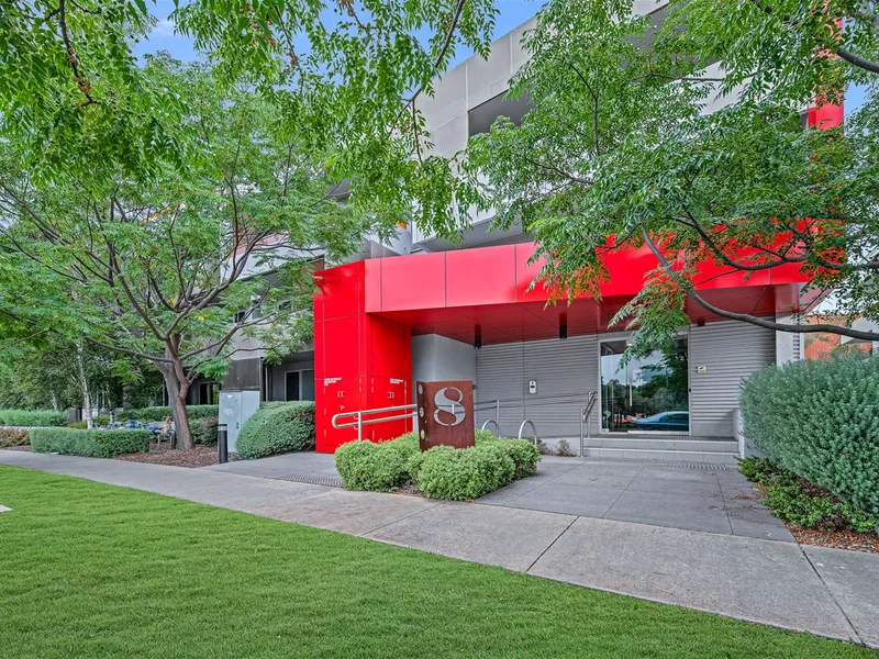 NORTHERN VIEWS OVERLOOKING GARDINERS CREEK