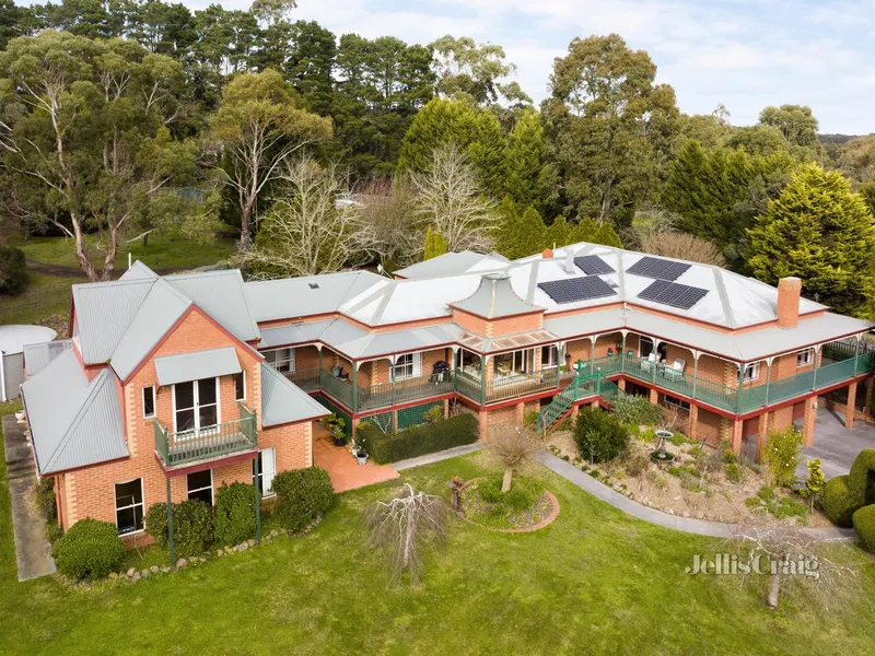 Stunning lifestyle living in this enviable location!