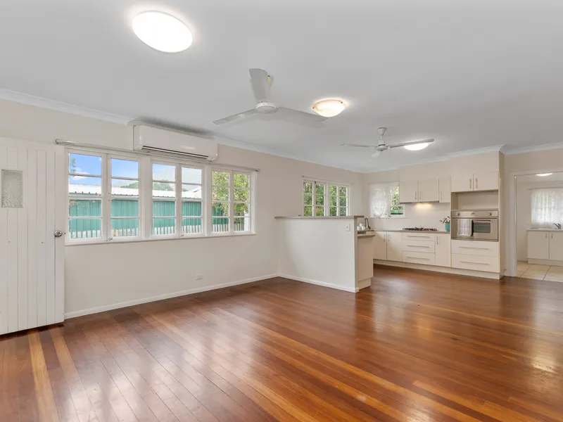 3 Bedroom House with Charm!