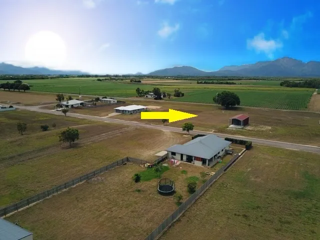 VIEWS OF HINCHINBROOK ISLAND