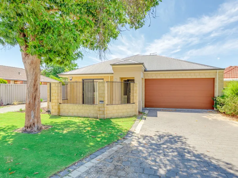 Stunning Family Home + NBN internet