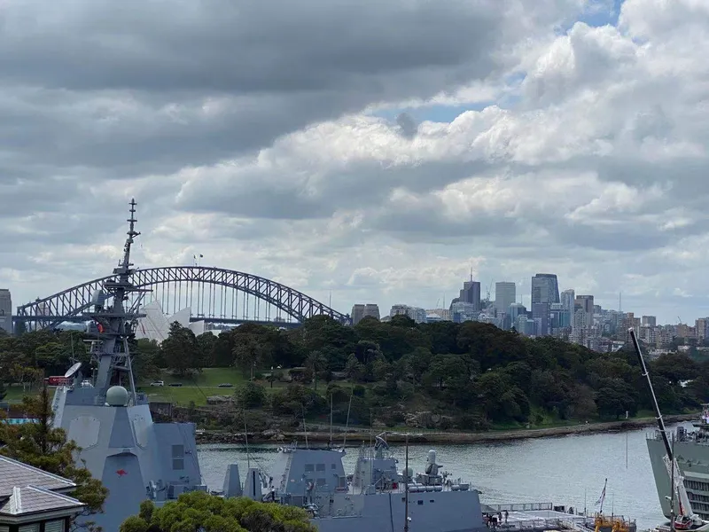 NEWLY RENOVATEED&FULLY FURNISHED MONDERN STUDIO WITH  HARBOR BRIDGE VIEW