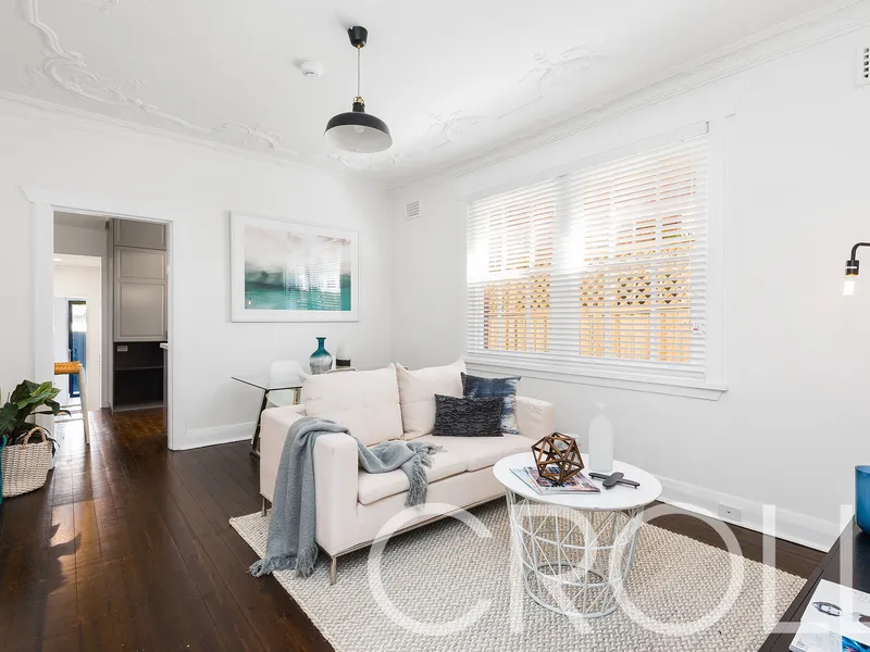 Art Deco Delight...Stunning Renovation