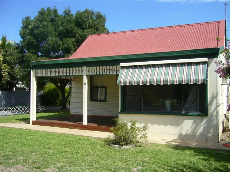 Cute, Comfortable & Convenient