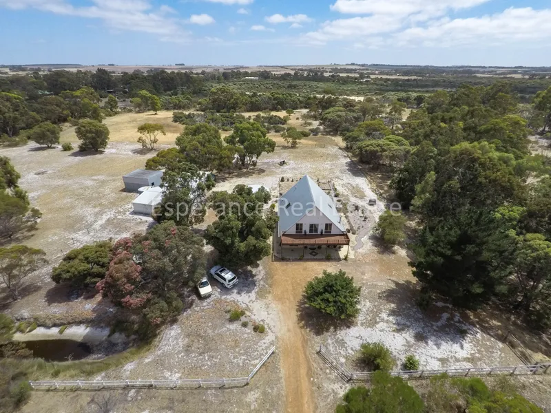 Idyllic Lifestyle Property