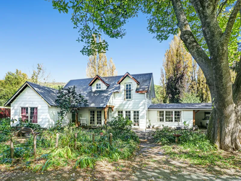 PRIVATE OASIS ON THE JAMIESON RIVER - HUGE POTENTIAL