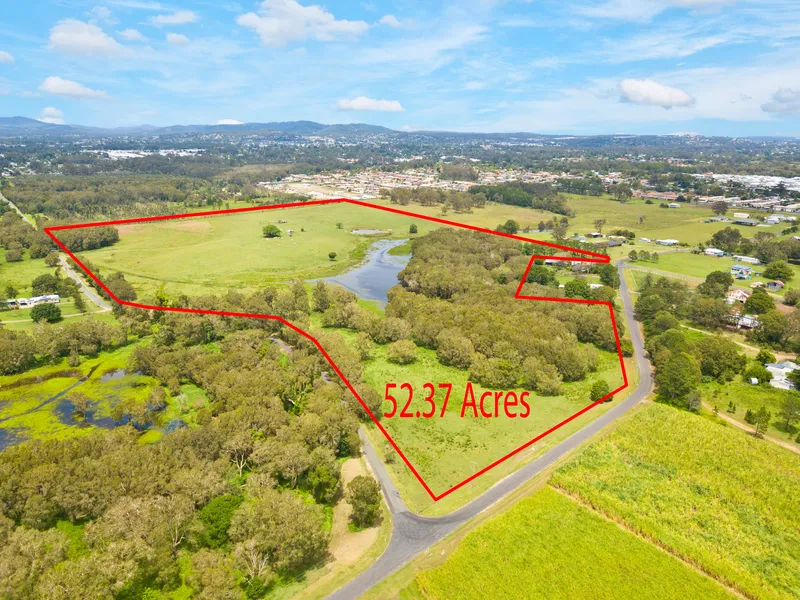 52 Prime Acres-  Development? Farming? Project?  Over 50's resort?          211940 sm