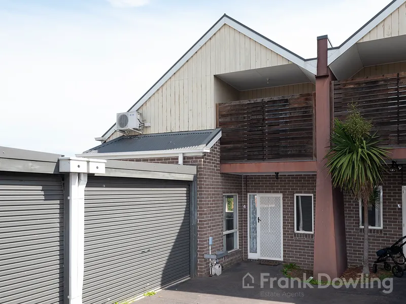 4/23 Nerissa Grove Oak Park