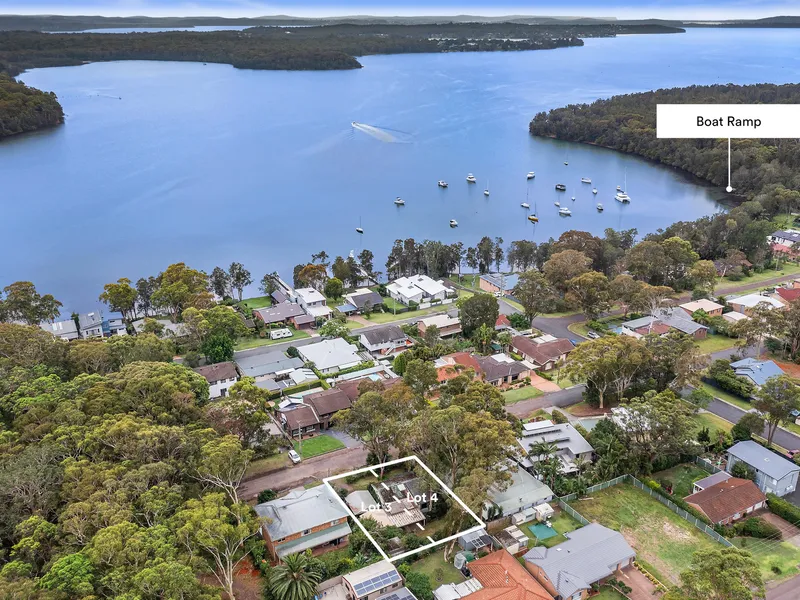 Two blocks of land with approved DA for two dwellings