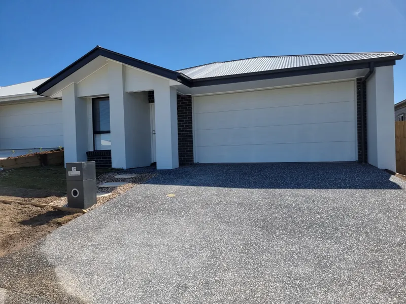 BRAND NEW STUNNING 4 BEDROOM HOME IN RIPLEY - available NOW”