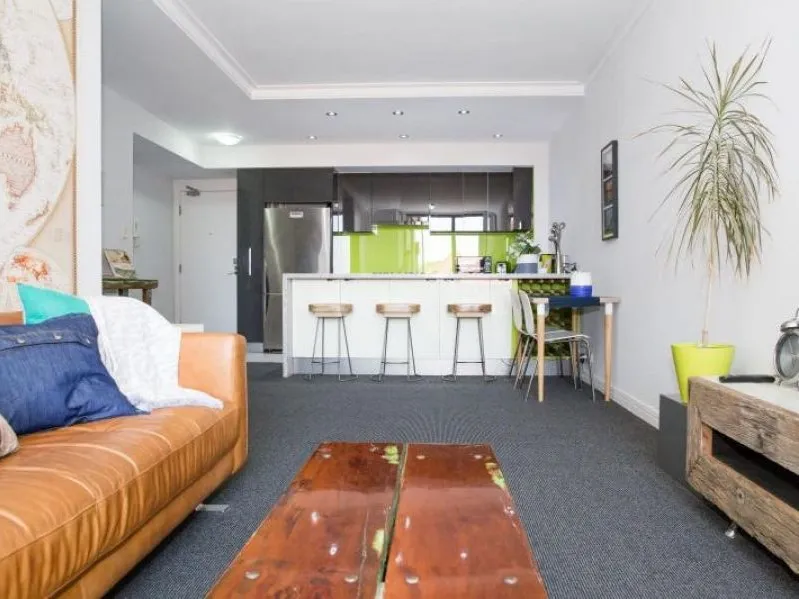 FULLY RENOVATED ONE BEDROOM RESIDENCE IN RESORT-STYLE SECURITY COMPLEX