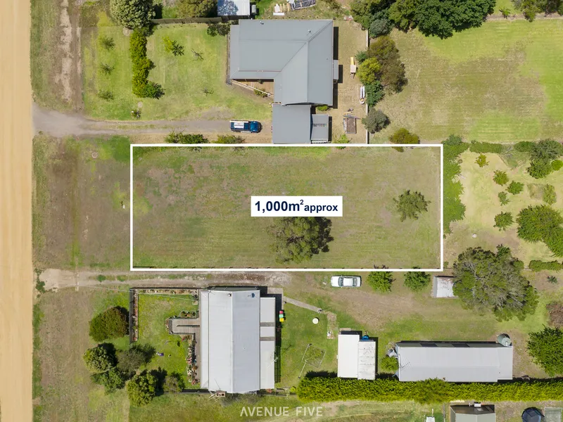 Flat allotment 1 block behind Main street