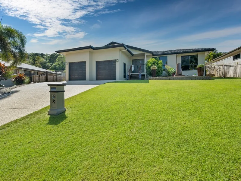 FURNISHED ! SPECTACULAR HOME IN ERAKALA !