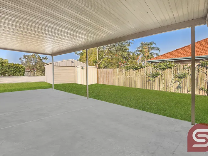 Powered Shed.. Side  Access & HUGE  Entertaining Area!