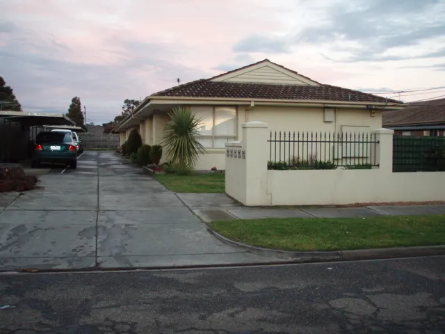 ONE BEDROOM UNIT WITH STORAGE SHED!!