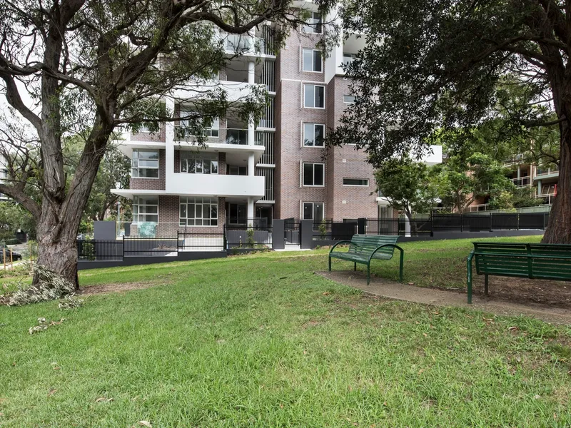 QUIET AS A WHISPER - AS NEW LUXURY APARTMENT-