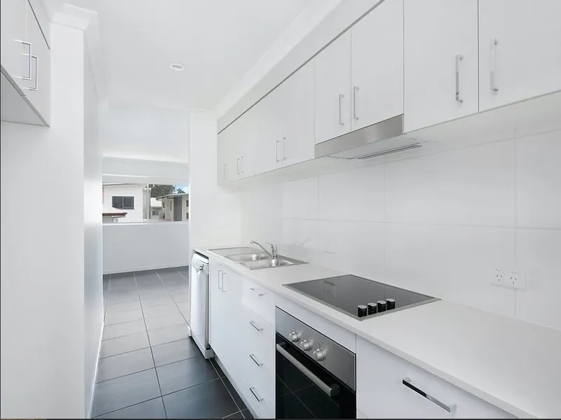 Spacious Two Bedroom Apartment *$150 COLES Voucher on offer if Leased*