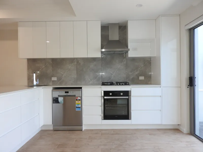 Ground floor apartment 1 bedroom x 1 bathroom includes water use