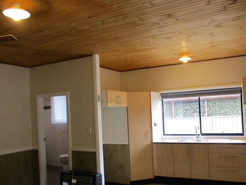 FULLY RENOVATED & IN A QUIET LOCATION