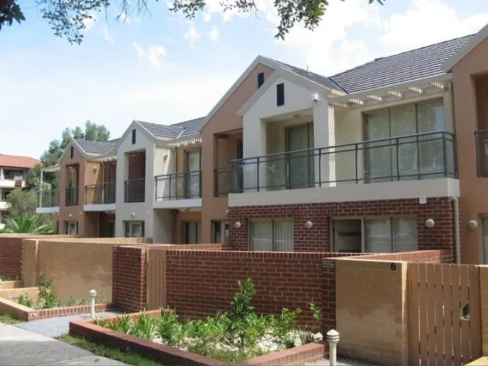 Spacious Two Bedroom Plus Study Townhouse