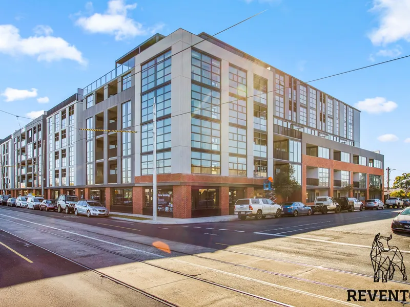 BRAND NEW APARTMENT - ANTHEM COMPLEX